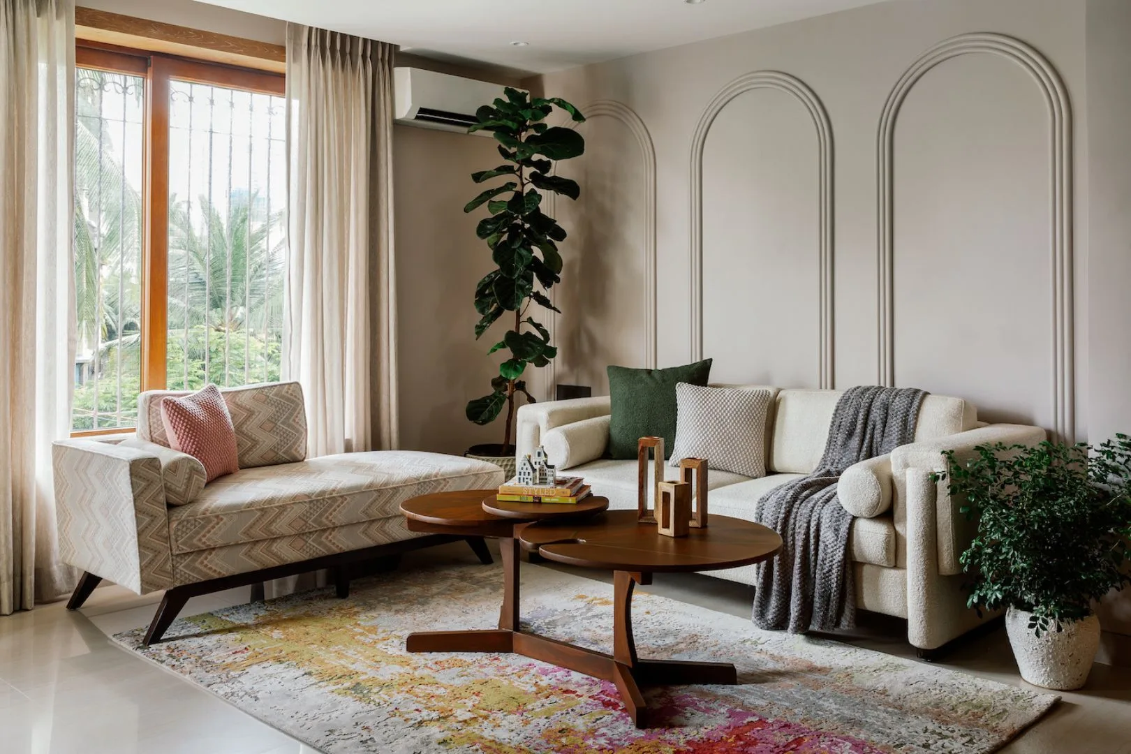 A South Mumbai home where past